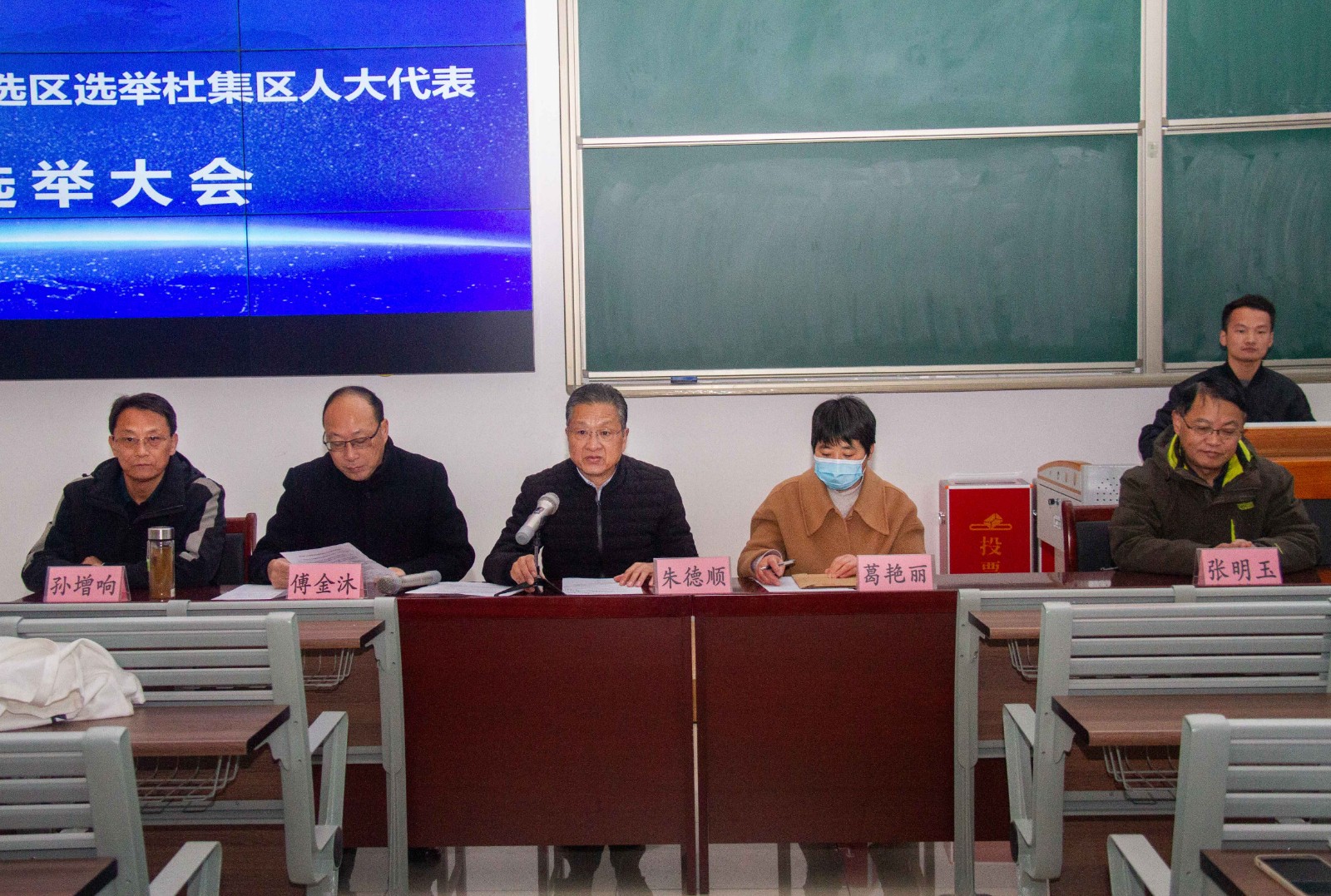 1637913592896352.jpg 2021112603.jpg